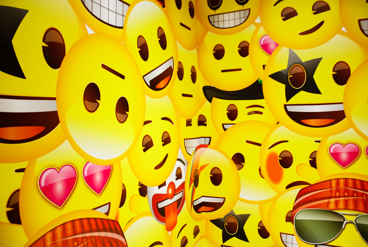 emoji情绪大爆炸展 - into